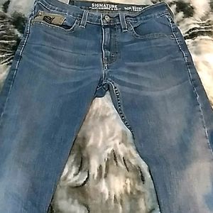 Levi Regular taper jeans 💲